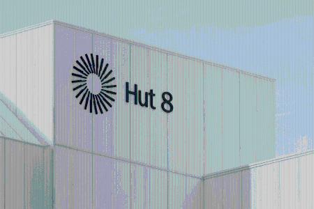 分析师称 Hut 8 成为比特币、人工智能与高性能计算领域的“灵活看涨期权”