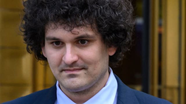 标准普尔对迈克尔·塞勒的战略给予低评级