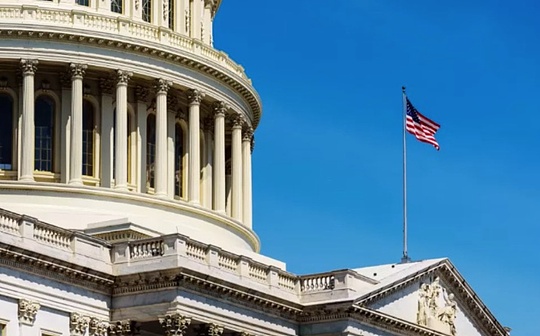  2025 年最佳低价加密货币——了解为什么这 3 种山寨币有望在第四季度爆发 