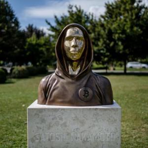 中本聪的财富因比特币价格下跌而缩水