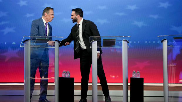  神秘交易员14年后套现10亿美元 