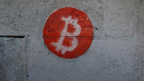  佛罗里达男子否认拥有比特币，因硬盘损毁索赔3.45亿美元败诉。 