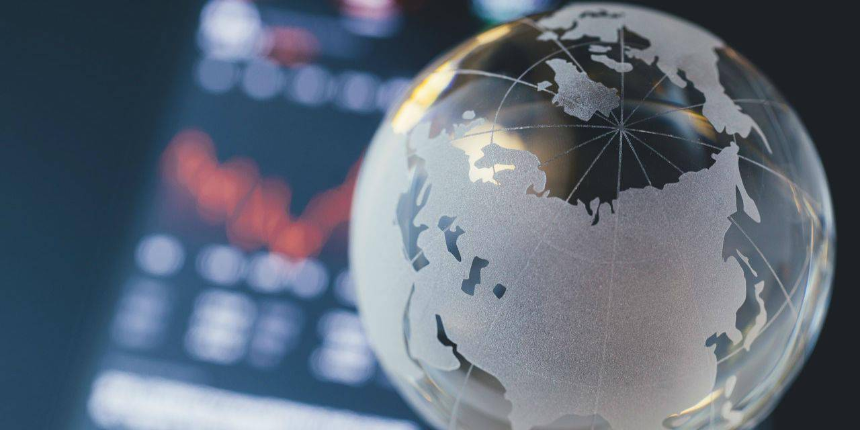 宏观解读:鲍威尔的“浓雾驾驶”与金融“饥饿游戏”