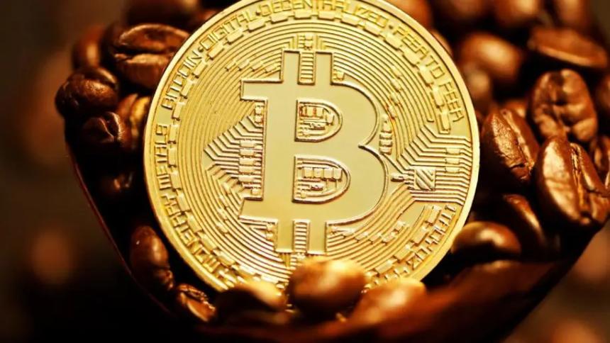 比特币十月暴跌揭示加密货币与股票市场的脆弱关联