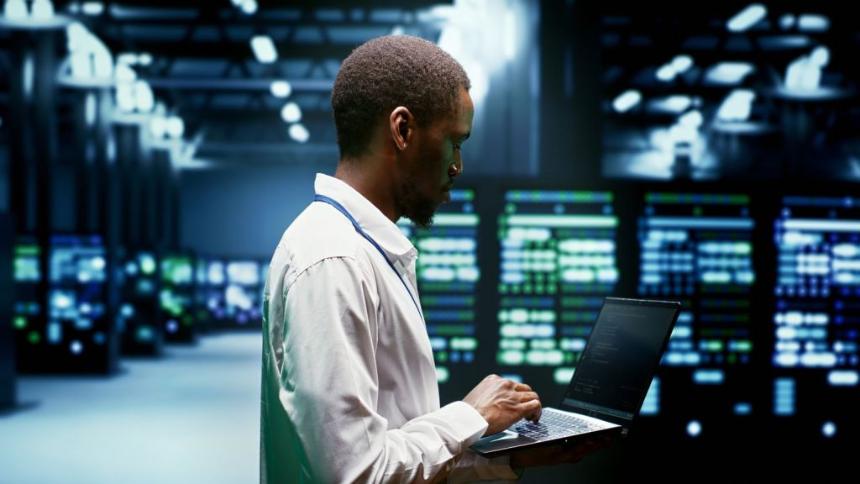 比特币矿工面临生存危机：算力暴跌与市场低迷双重夹击