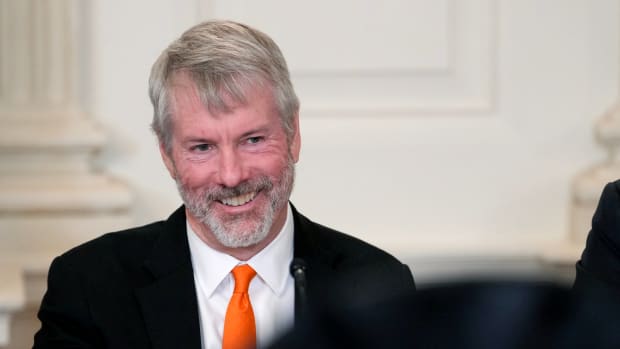 曾预测2021年股市崩盘的分析师警告称，市场将“极度悲观”。