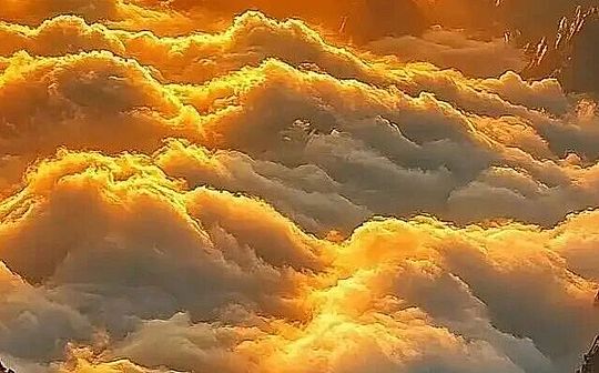  从互联网泡沫到加密货币：资深分析师称牛市尚未结束 