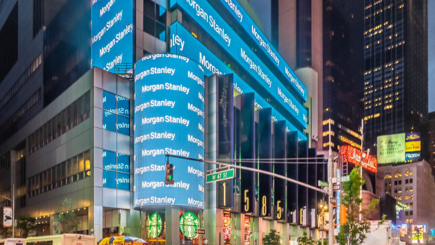  破产的加密货币交易所转移了数百万美元的比特币，此前数月时间里，该交易所一直在倒闭。 