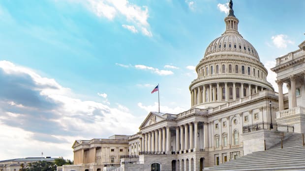  尽管营收超出华尔街预期，但彼得·蒂尔支持的这家公司的股价仍下跌。 