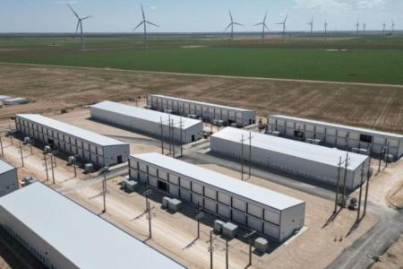 AI 杀死矿工：「能源挤兑」撕开新周期，矿企站在怎样的命运交叉点？