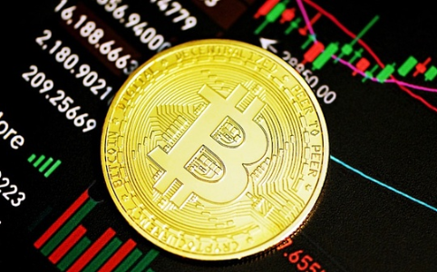 美股上演史诗“大跳水” 比特币受波及重挫 市场又怎么了