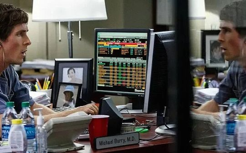 一边做空英伟达一边收割3000万美元订阅费？大空头Burry最新深度长文：为何我看空一切