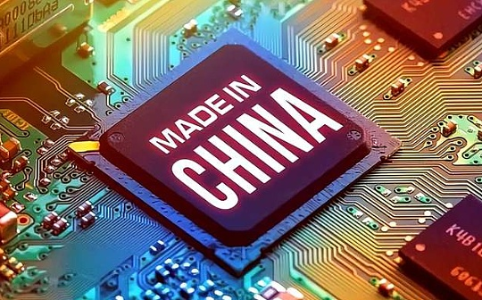 加密矿商“单骑救主”：中国芯片突围背后的摩尔线程崛起之路