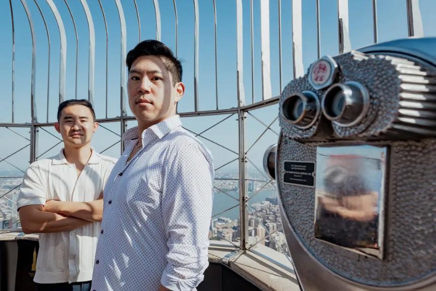 特朗普力挺加密货币:资本狂欢背后的危机与博弈