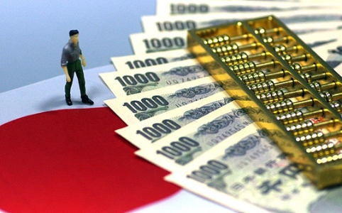 美日央行政策分歧如何影响全球流动性与资产定价？