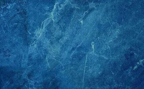 比特币12月市场分析：从高点回调至潜在支撑的关键测试