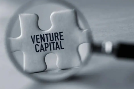 风投复盘2025：算力主导市场，叙事驱动失效