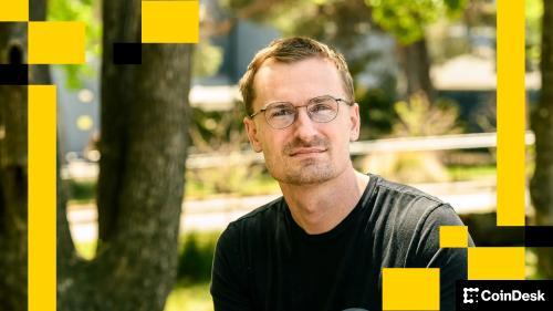 Base创建者推出代币引发社区对偏袒问题的广泛质疑