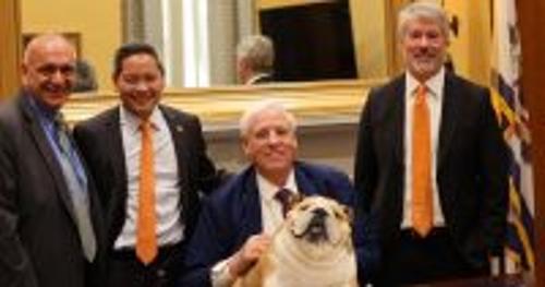 迈克尔·塞勒与参议员吉姆·贾斯蒂斯会面，探讨数字资产及比特币战略储备