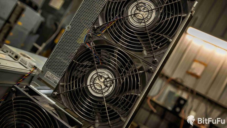 比特币ETF两年记：从破冰到汇流的金融化进程