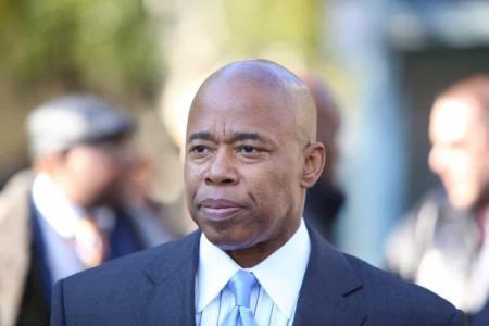 加密货币交易员因Eric Adams推广的纽约梗币在20分钟内损失47.3万美元