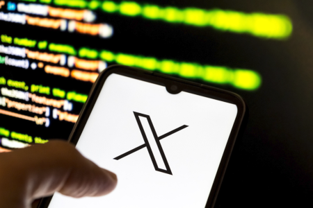 X平台新算法揭秘：点赞价值骤降，互动行为权重飙升150倍