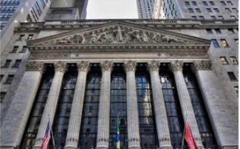 加密货币渗透华尔街：传统金融巨头的应对与布局