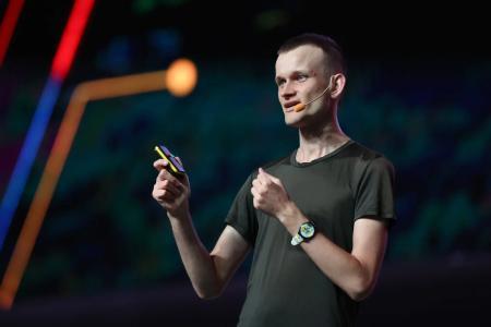 以太坊创始人Vitalik Buterin提出社交媒体失效论，倡导去中心化替代方案