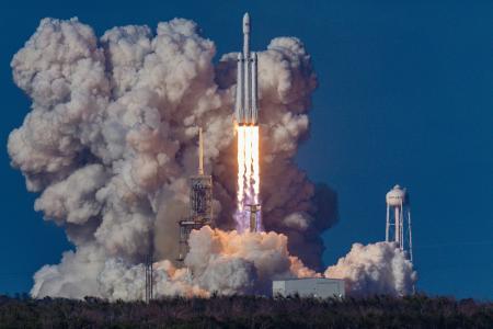 SpaceX计划今年启动IPO：高盛等四大投行领衔承销，或成全球最大IPO