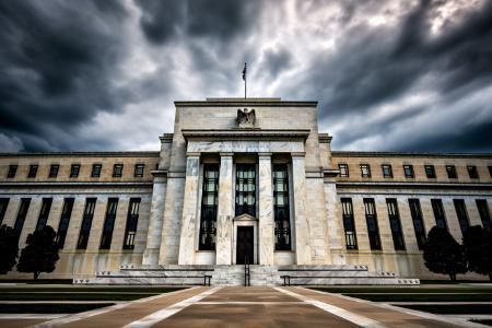 美联储今年降息焦点：就业修复与选举压力下的财政刺激