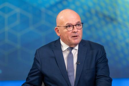 泛欧交易所CEO：投资者因担忧美国市场波动性加大而转向分散投资