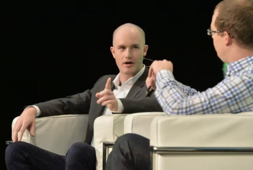  Coinbase 对阵华尔街，谁在决定美国金融体系的下一步？ 