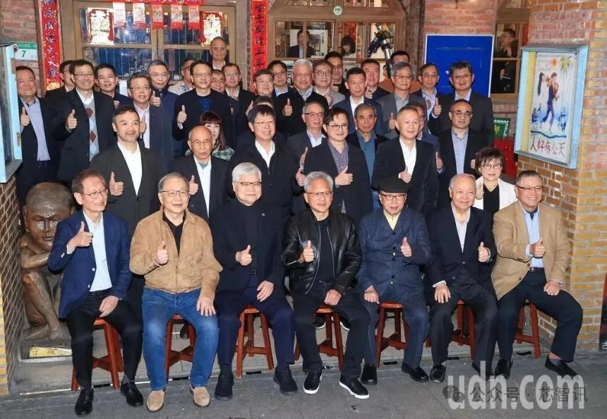 黄仁勋台北“夜宴”:汇聚近40位台企高管,胜宏董事长在列