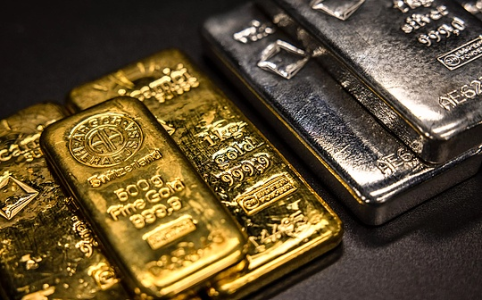 金银暴跌后市如何？抄底需谨慎等待波动率回归