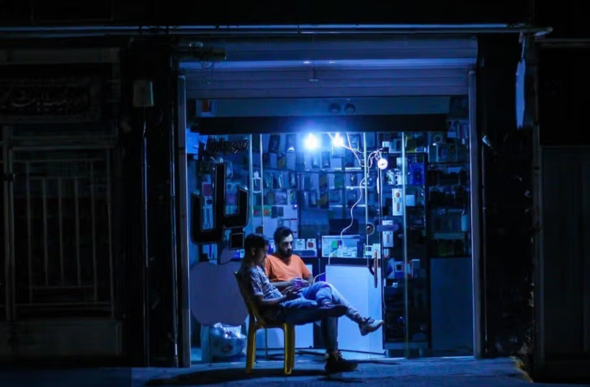 从利比亚到伊朗:停电的国,不停电的比特币矿机