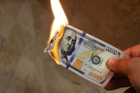 当「去美元化」成为市场共识：拥挤交易的潜在风险