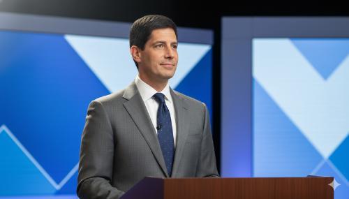 市场误解了？沃什真正的标杆：格林斯潘