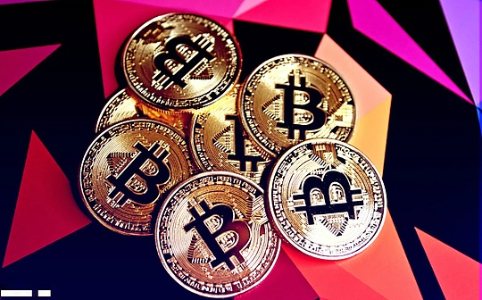 20%美国成年人正考虑投资加密货币：市场增长的关键或在“潜在持有者”