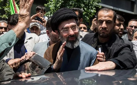 伊朗宣布哈梅内伊之子穆杰塔巴为下一任领导人，Web3.0市场动态同步更新