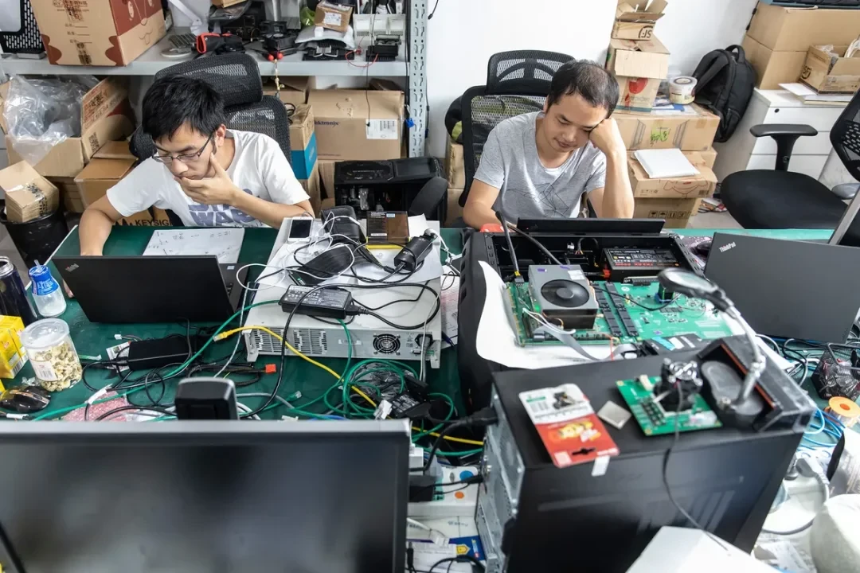 比特大陆与特朗普家族联手：从美国禁令到加密巨头的逆袭之路