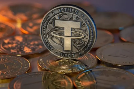 Tether高管出任第二大加密PAC主席，3亿美元资金瞄准中期选举