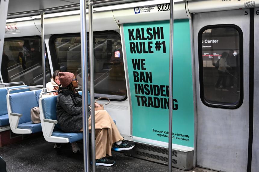 Kalshi八年创业史：拳击手身着西装站上擂台