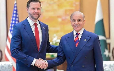 美伊谈判破裂 比特币面临7万美元关键支撑考验