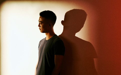 Hyperliquid：11人团队创造9亿美元利润的加密奇迹