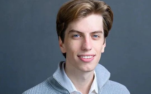 从OpenAI解雇到55亿：一位年轻人如何用2.25亿投资撬动未来